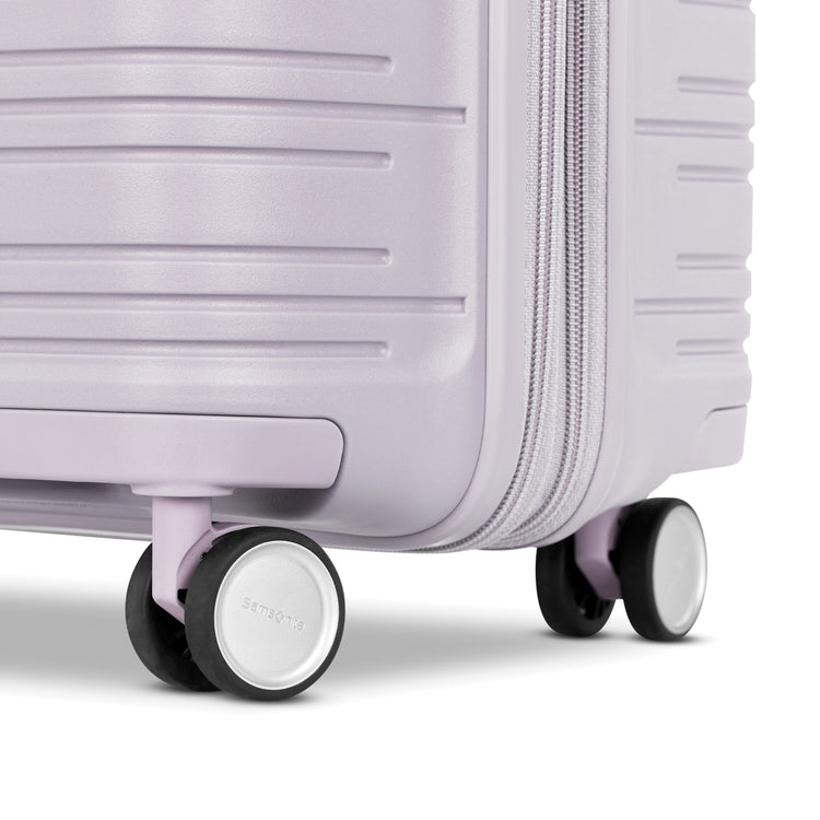 Small Carry-on / Soft Lilac