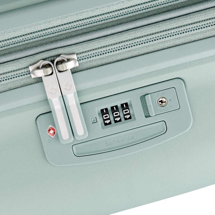 Carry-on / Cypress Green