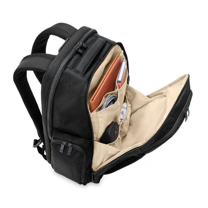 Traveler Backpack / Black