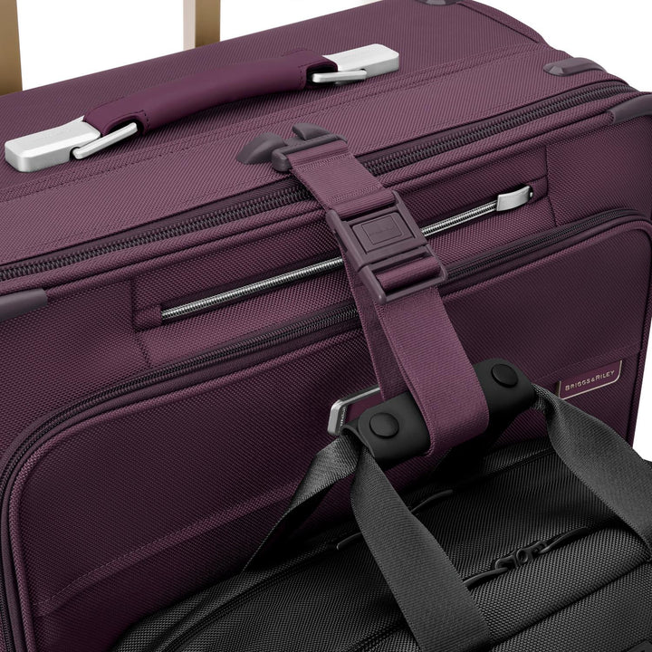 22 Inch 2-wheel Carry-on / Plum