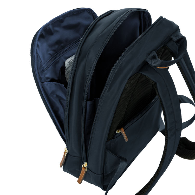 Metro Backpack / Navy