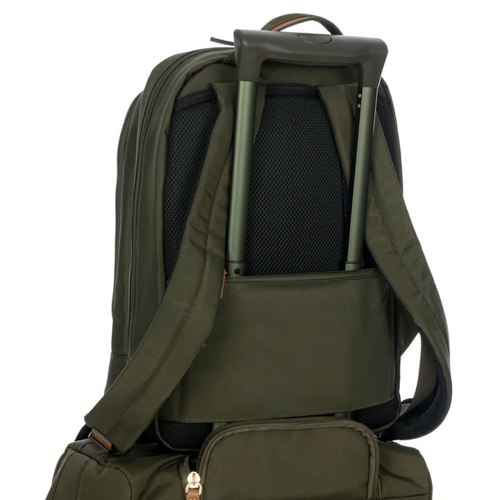 Metro Backpack / Olive