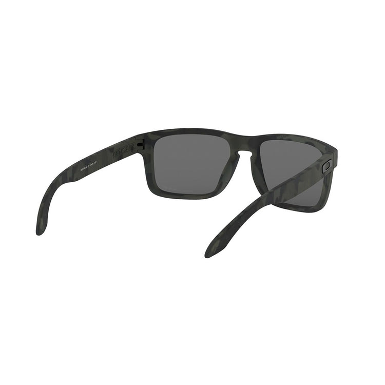 XL (55mm)/Multicam Black / Grey Polarized