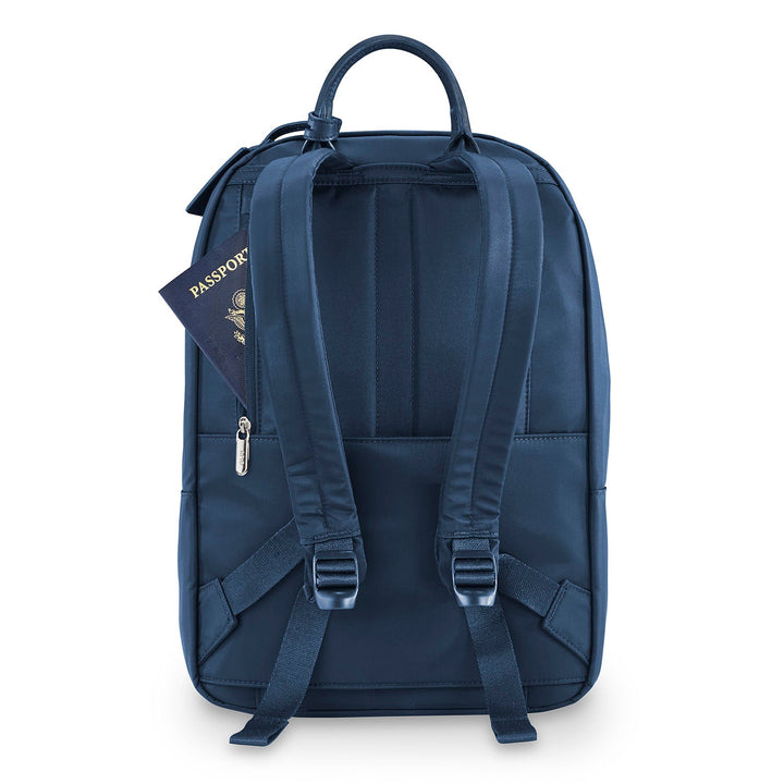 Essential Backpack / Navy