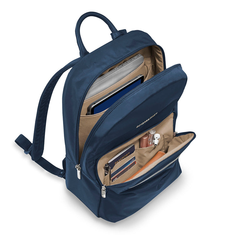 Essential Backpack / Navy