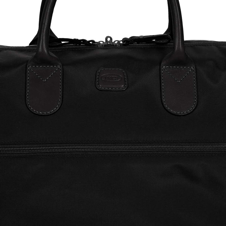 22 Inch Carry-on Deluxe Duffel / Black/Black