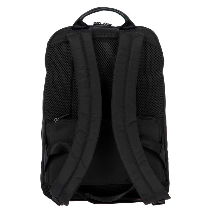 Metro Backpack / Black/Black