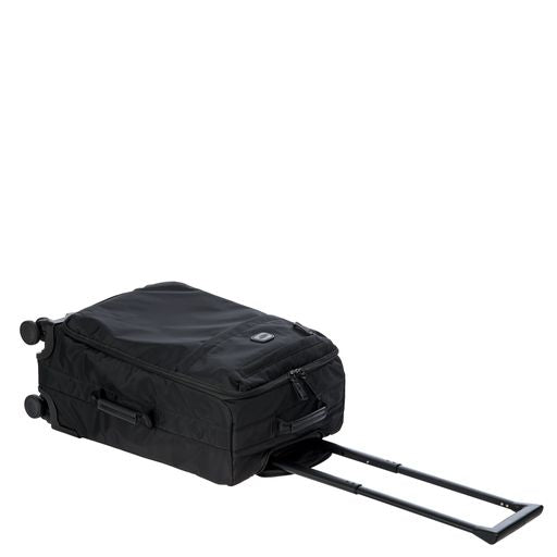 21 Inch Carry-on Spinner / Black/Black