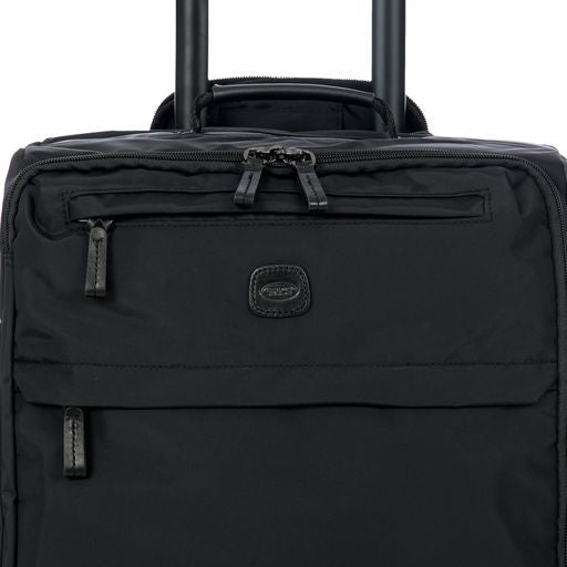 21 Inch Carry-on Spinner / Black/Black